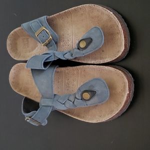 Muk Luks braided sandals, size 10
